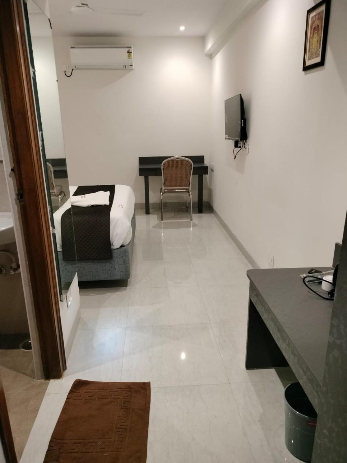 Hotel Paramount Visakhapatnam Extérieur photo